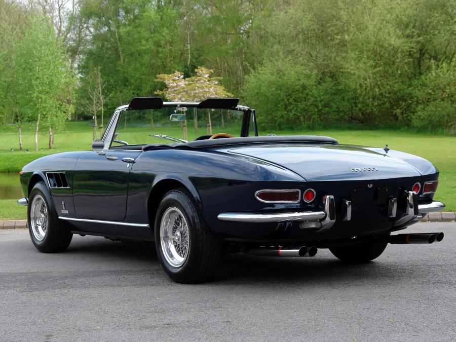  Ferrari 330 GTS 1966 года  (UK) (фото 7 из 11)